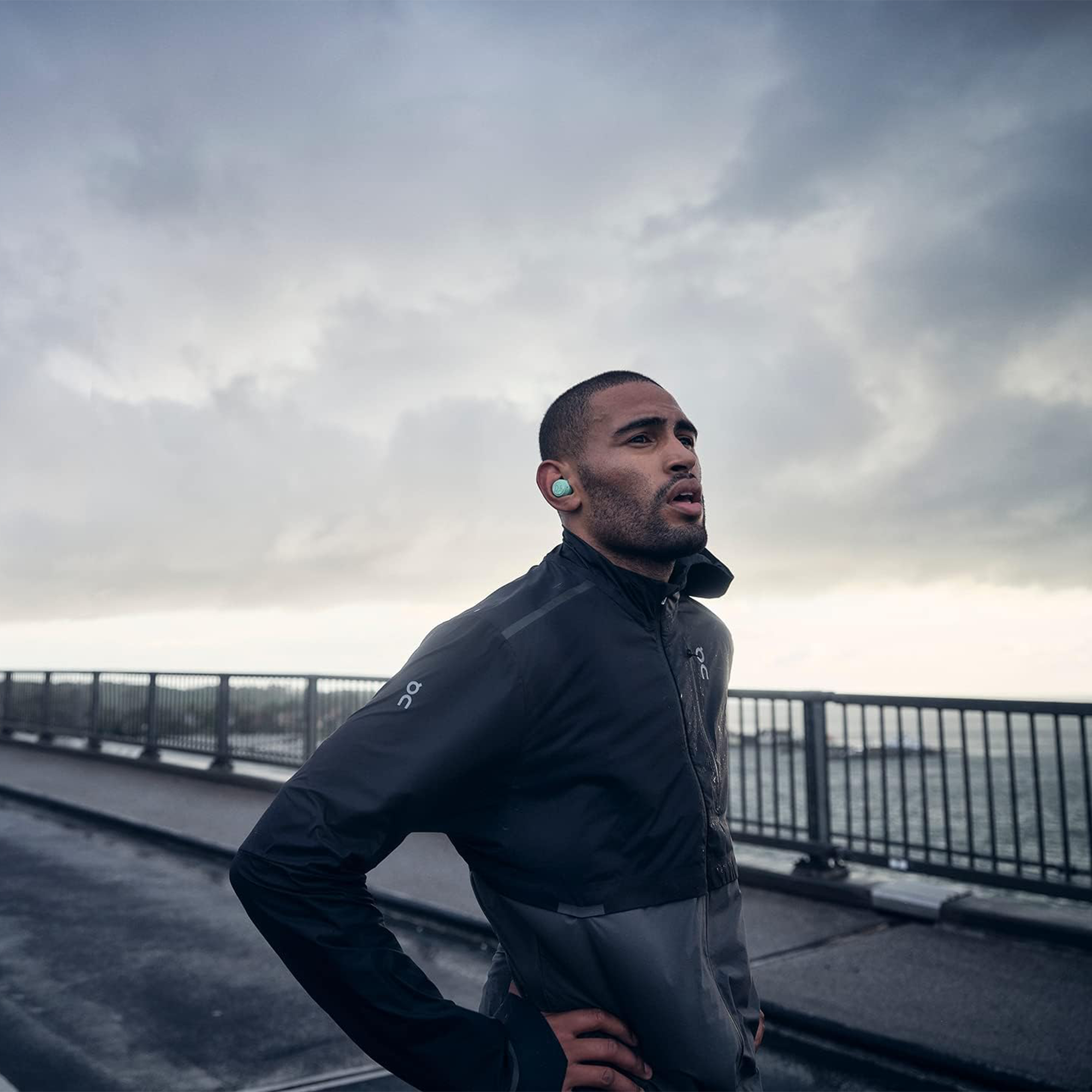 Bang & Olufsen Beoplay E8 Sport – zu 100% kabellose Sportkopfhörer, Oxygen Blue